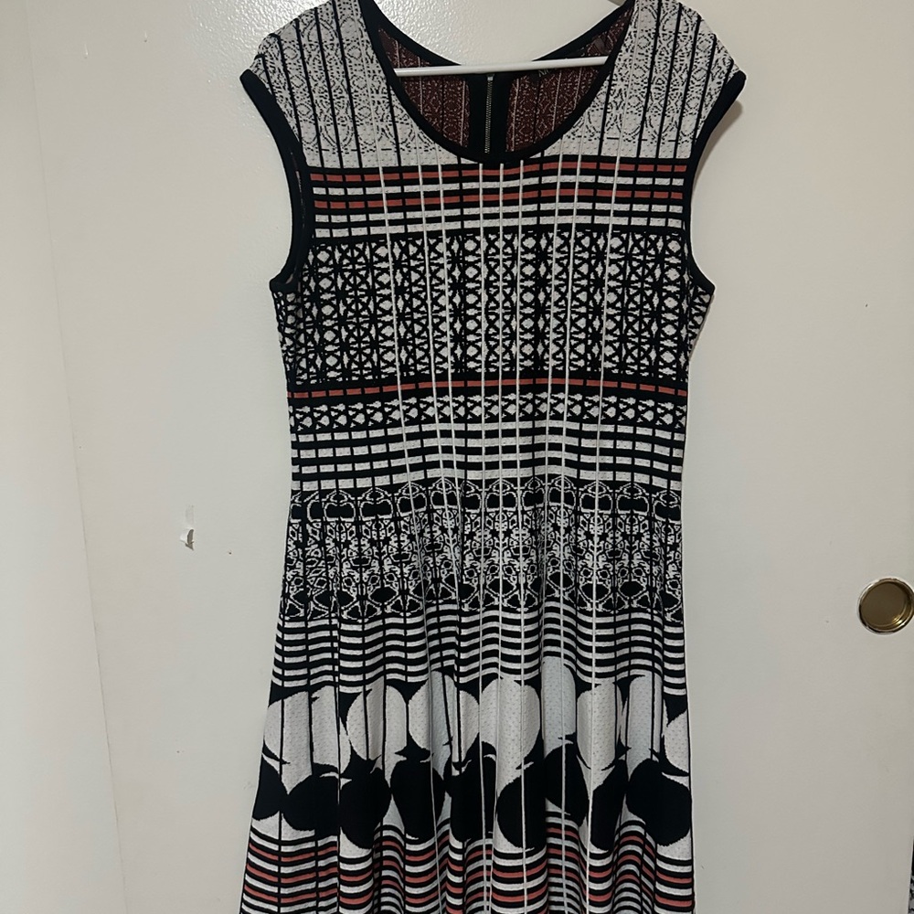 NIC+ZOE Black, White & Rust Patterned Midi Dress